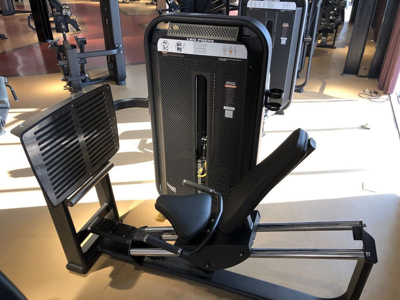 AVF - Prestige Selectorized Leg Press Machine